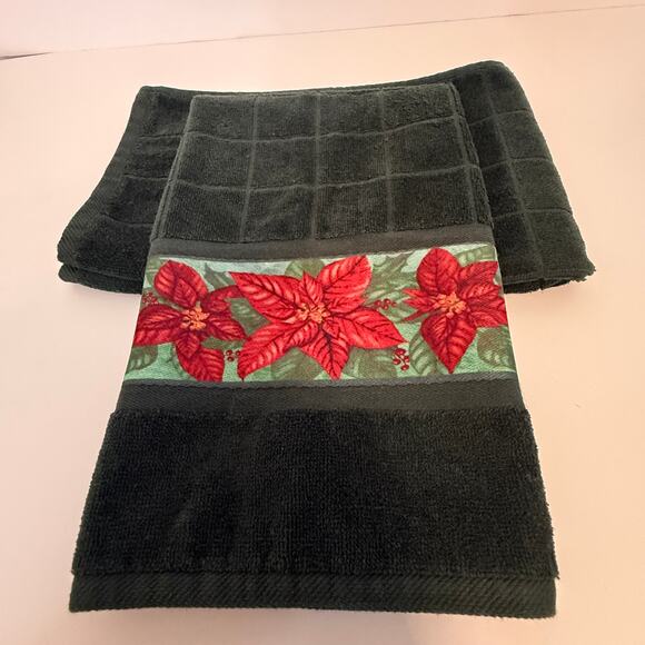Christmas Holiday Poinsettia Textured Hand Towel Cotton Set of 2 Guest Towels - Picture 3 of 5